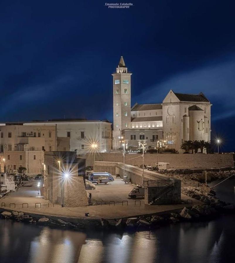 Suite Duomo Trani 6 Luaran gambar