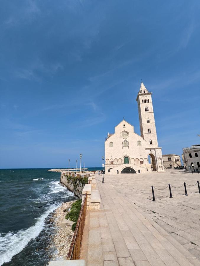 Suite Duomo Trani 6 Luaran gambar